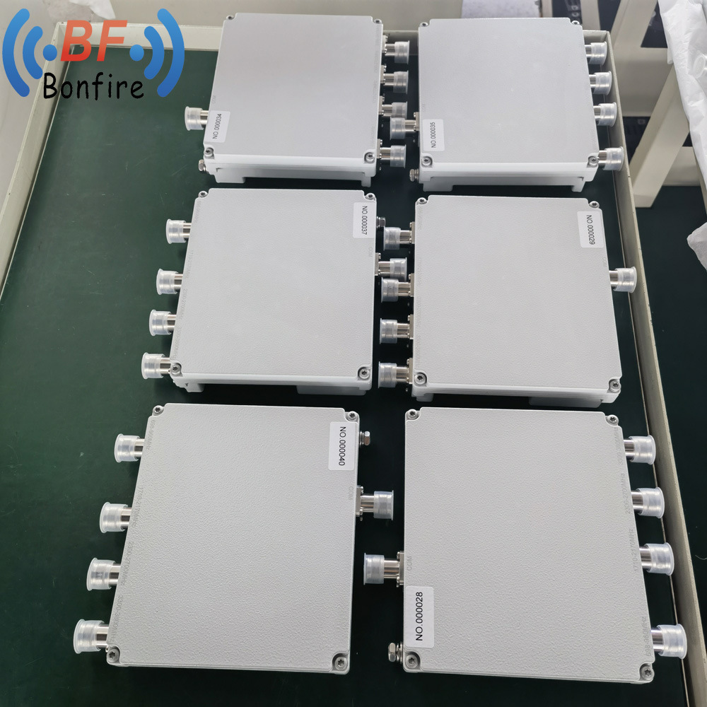 Quad-Band Combiner 1710-2700MHz High Directivity / Isolation 4 Way Diplexer RF with Low Insertion Loss Low Vswr Low Pim (IM3)