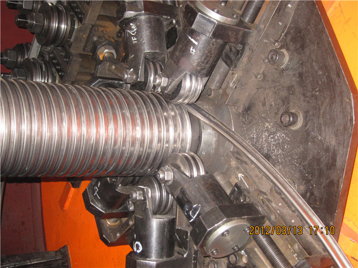 Marine Flexible Pipeline Framework Skeleton Layer Stainless Steel Tape Interlock Armouring Machine