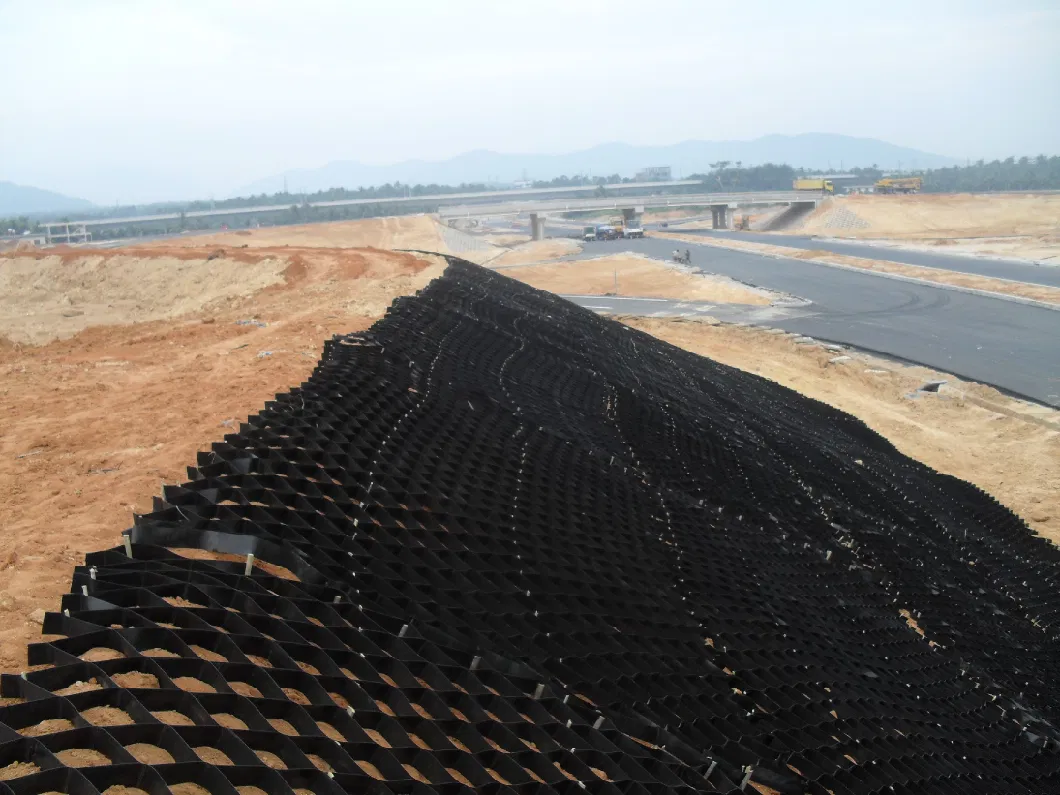 HDPE Geocell Gravel Grid 50mm ASTM Standard Textured Smooth Surface Plastic Geocell