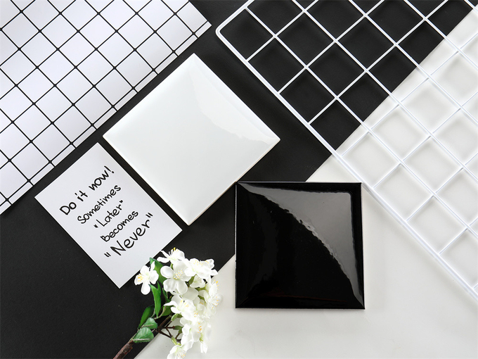 Black And White 152x152mm Glossy Subway Ceramic Wall Bread Tiles For Bathroom