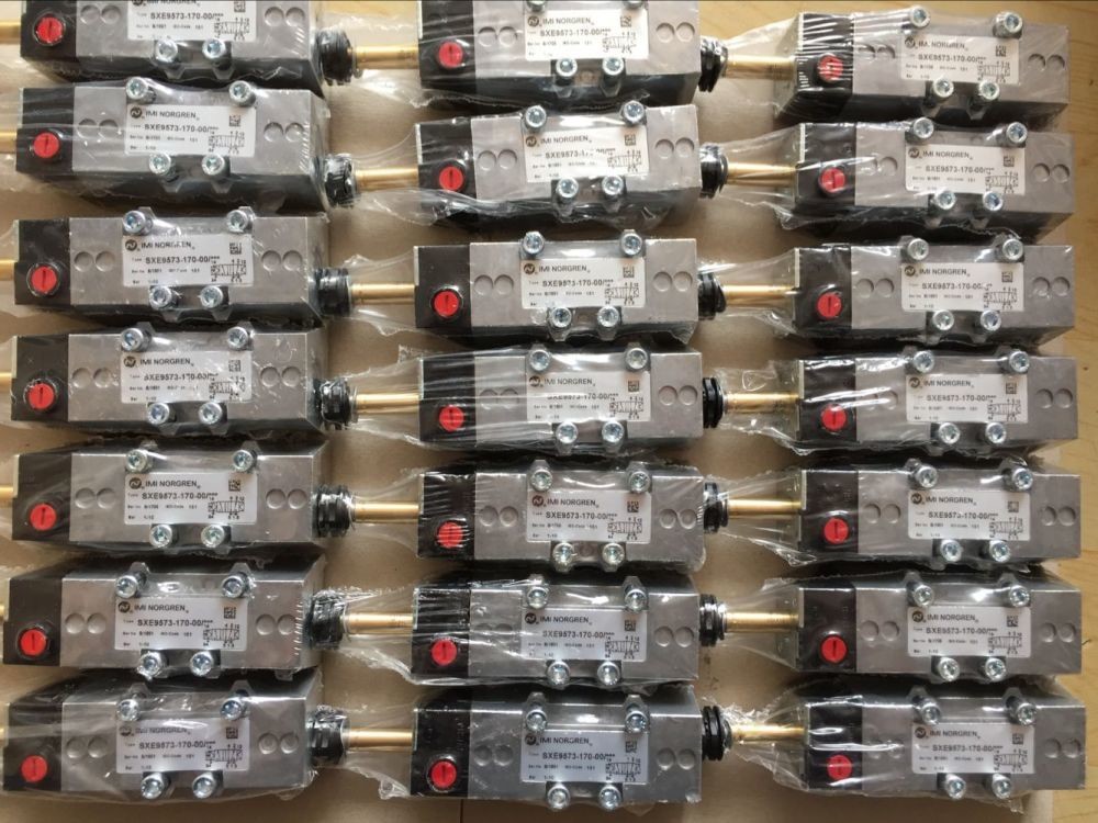1/4" BSP Proportional Directional Control Valve Hydraulic VP1008BJ401A00