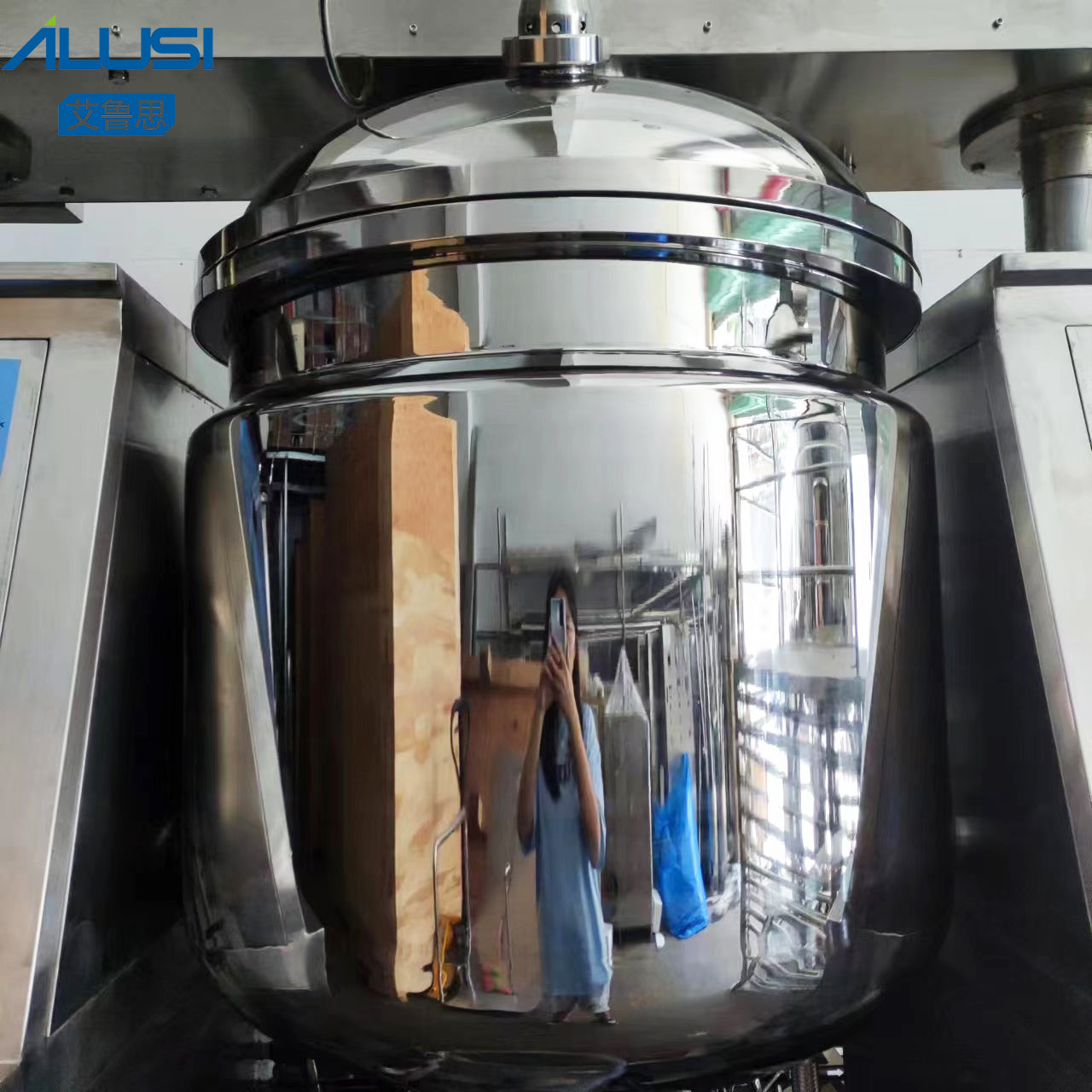SUS316 Hydraulic Lifting Lotion Mixer Ointment Homogenous Vacuum Emulsifier Machine