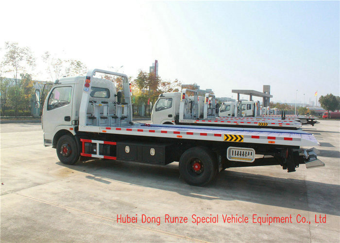 DFAC Light Duty Breakdown Recovery Truck With Power Steering Hydraulic Control