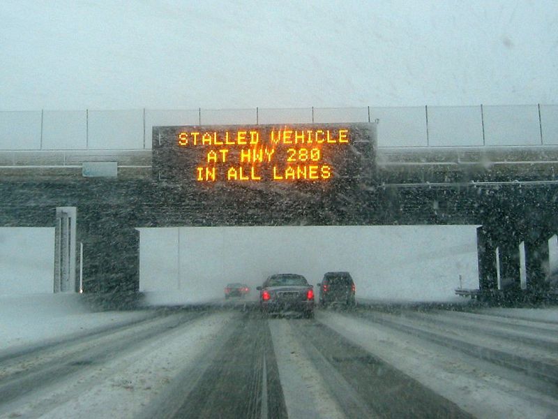 P31.25 Yellow LED Traffic Signs Warning Essential For Variable Message Signs