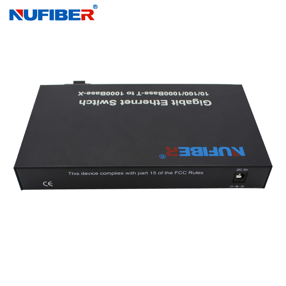 10/100/1000M 4-port Rj45+1 SFP port Fiber Optic Ethernet Switch media converter