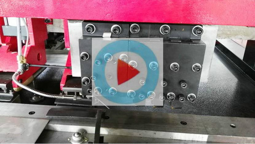 CNC Plate V Grooving Machine Equipped 380V 60HZ , V Groove Cutter High Efficiency