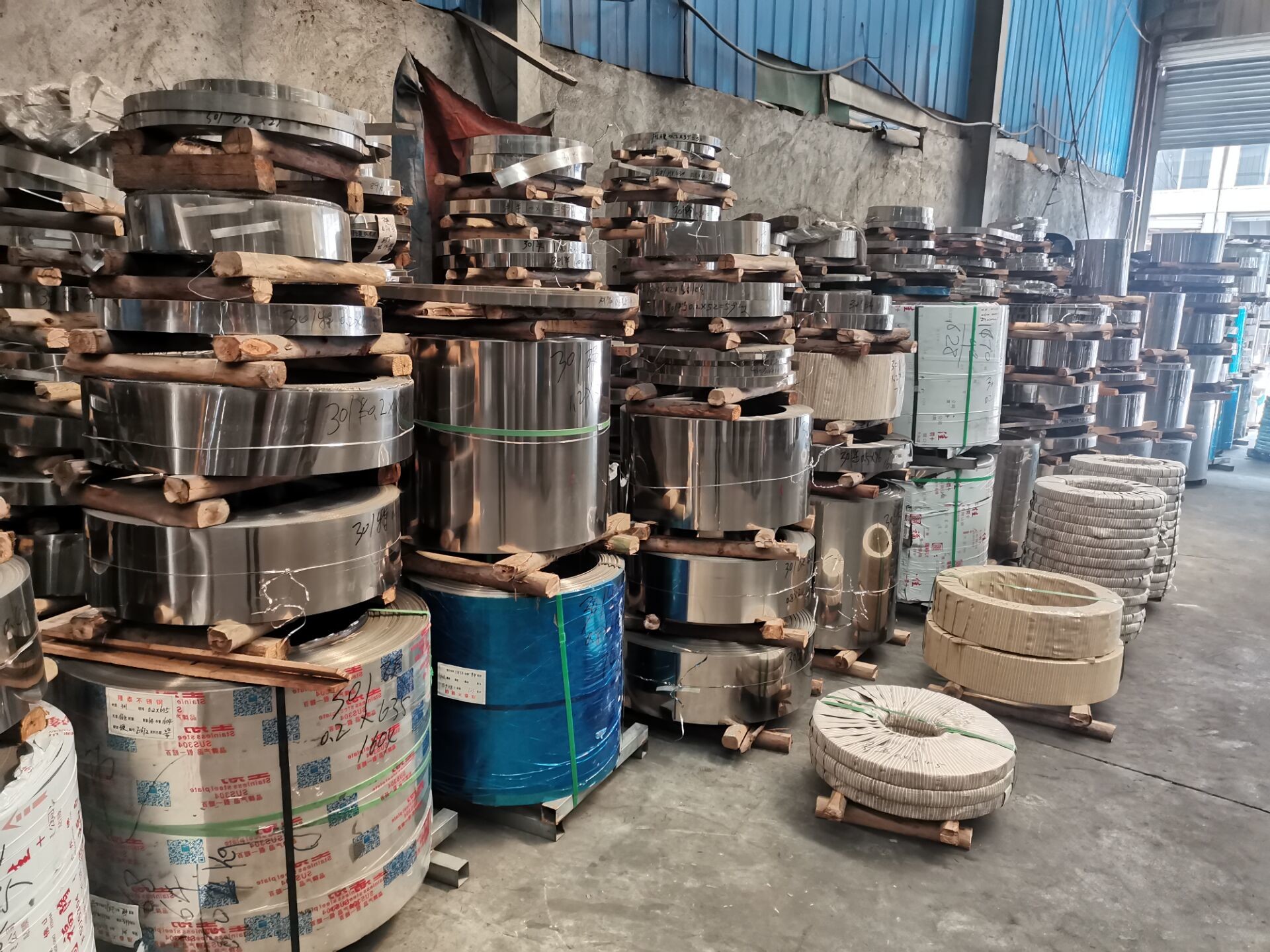 ASTM 309 309s BA Cold Rolled Galvanized Steel Coil For Kitchenware