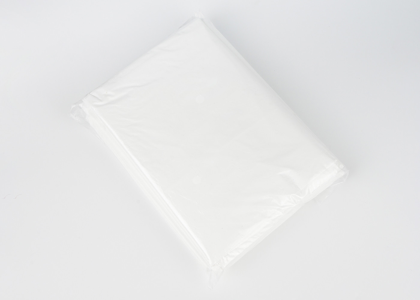 PE Disposable Fluid-Resistance Thumbs Loop White Isolation Gown