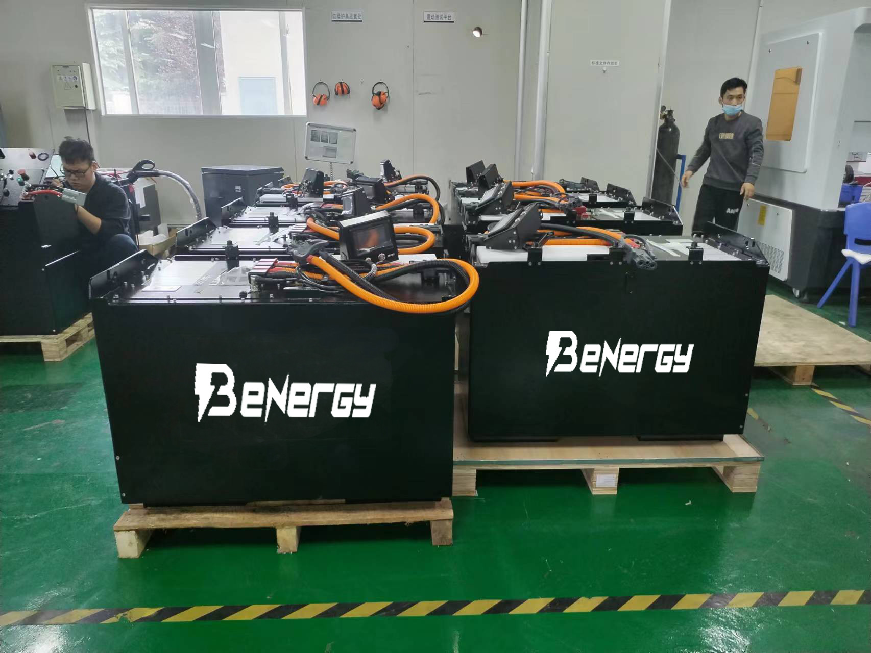 Forklift Truck Lithium ion battery pack 80V 560Ah LiFePO4 With BMS & Fast Charge For Electric Industrial Traction Power