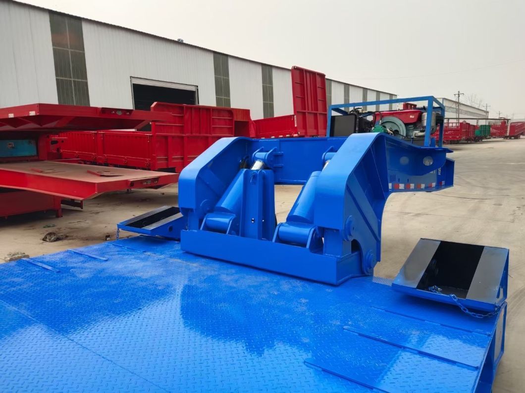 High-Capacity Gooseneck Lowbed Trailer for Construction and Mining