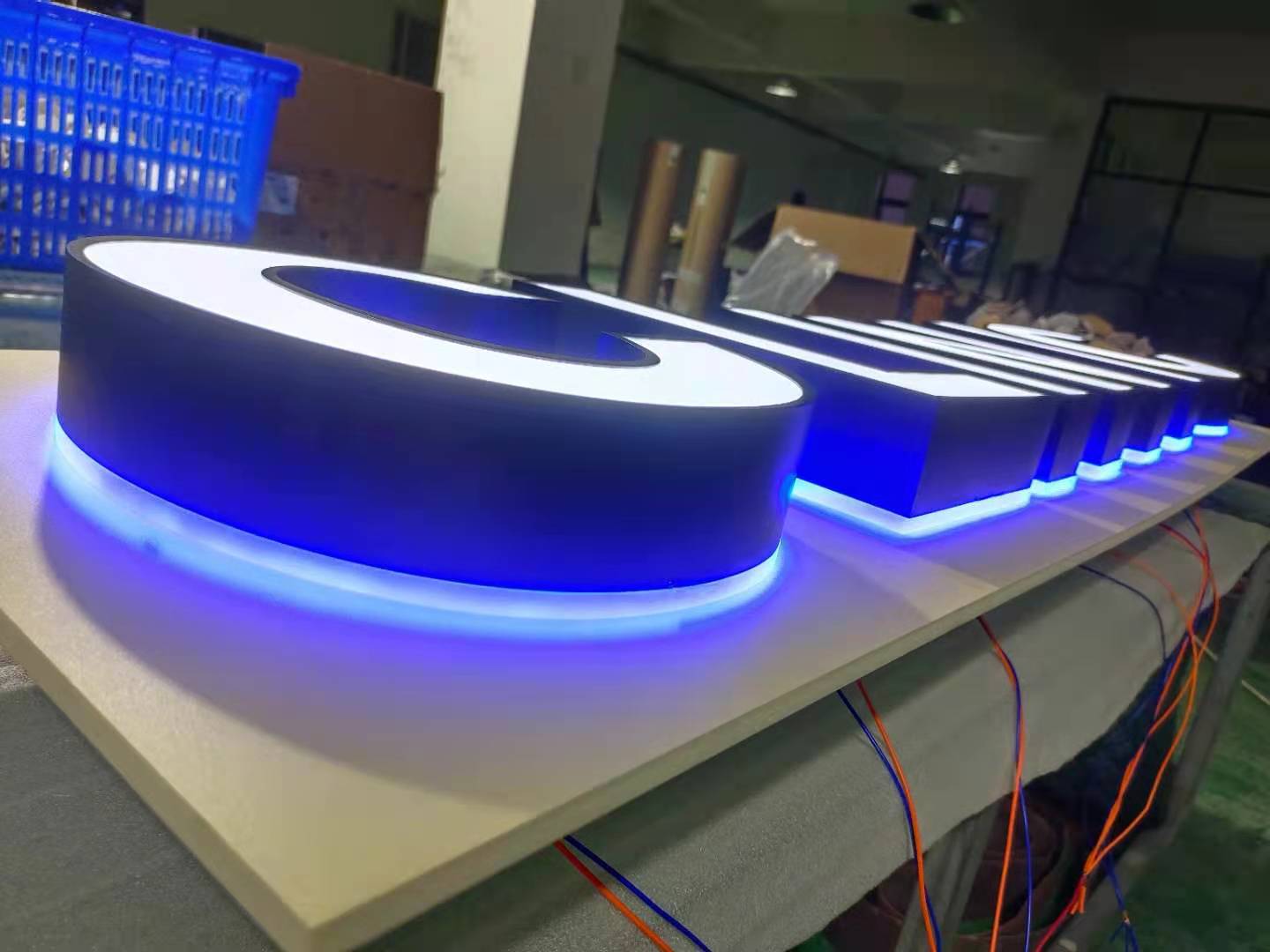 Mall outdoor indoor Led light letters _3D sign... Front acrylic LED backlit lettering sign