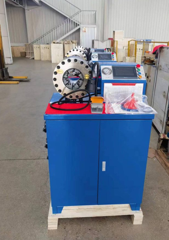 Rubber Industry Hose Crimping Machine S Renowned For High-Pressure System 31.5mpa
