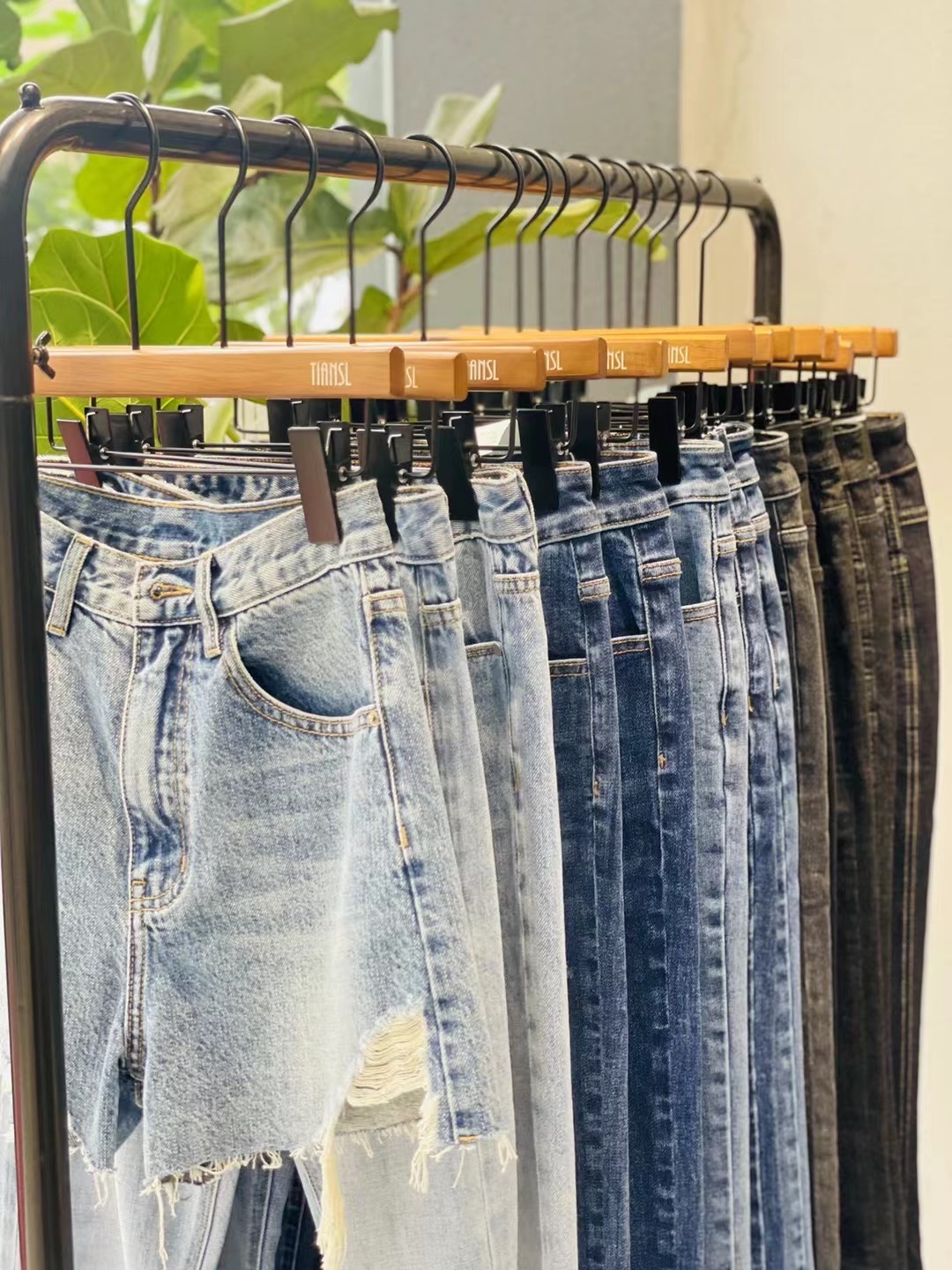 Cotton Polyester Lycra Denim Jacket Fabric Vintage Denim Fabrics Jeans
