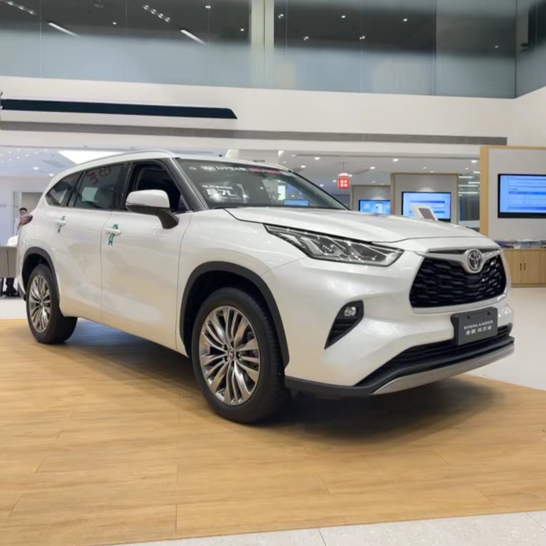 Four Wheels Advanced ESC and Hybrid Technology The Winning Combination in Highlander