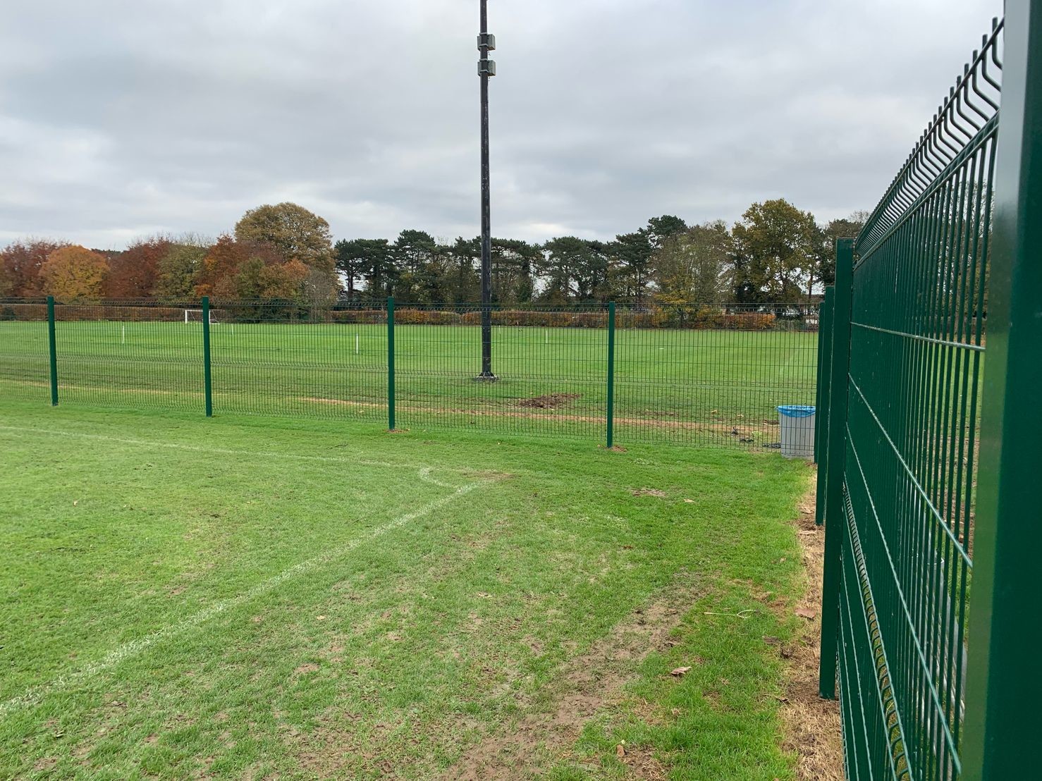 Unobstructed Visibility 4mm Security Wire Mesh Fencing Pvc Coated Green