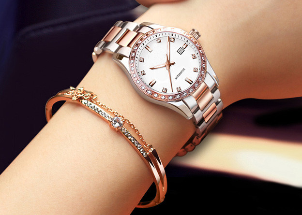 Female Stainless Steel Automatic Watch 5 ATM Water Resistant Super Luminous