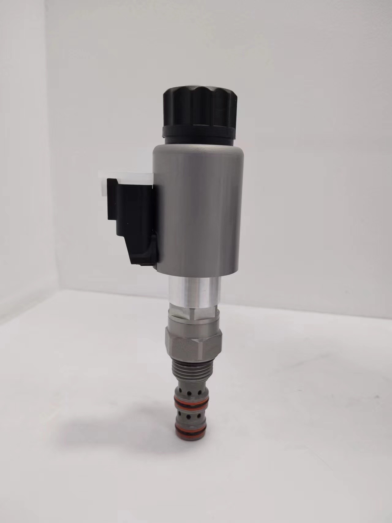 KPPCD05 Hydraulic Proportional Pressure Reducing Valve 24V Solenoid Valve