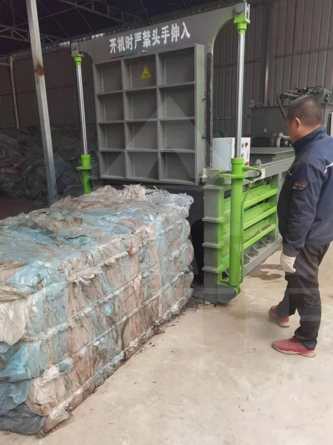60T-200T Horizontal Cardboard Baler Recycling Baler Machine