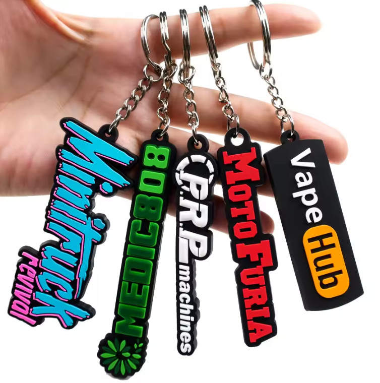Personalized Promotional Keychain Badge 2D Rubber PVC Debossed Printing