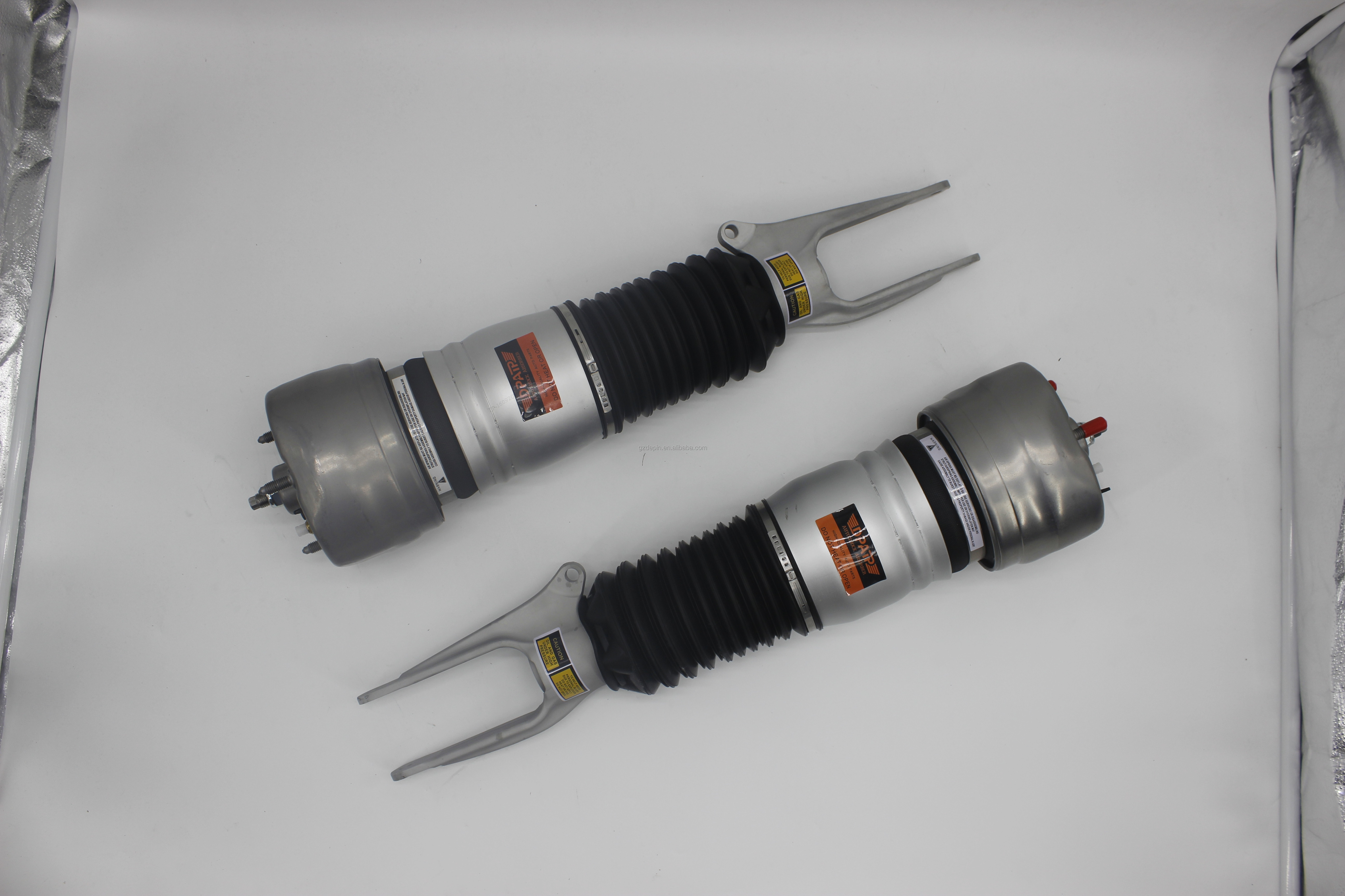 19-218632 Air Suspension Shock Absorber For Porsche Palamela 970 Land Rover Fitment