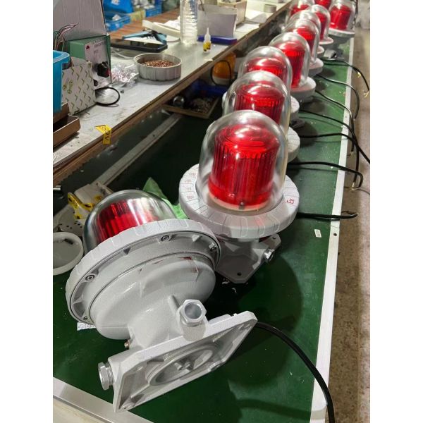 Explosion Proof Obstruction Beacon for Chimneys, Towers and Offshore Platforms