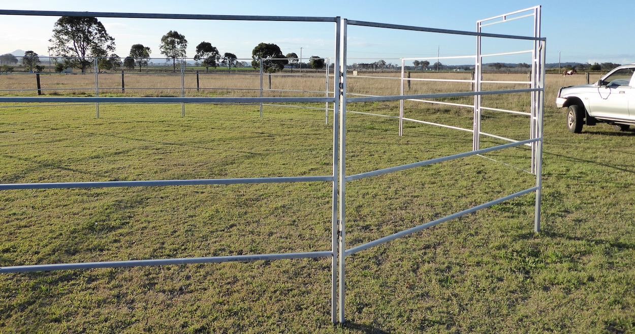 Round Corral Panels 5 Oval Rails. Locking Pins. , Victoria , Cattle