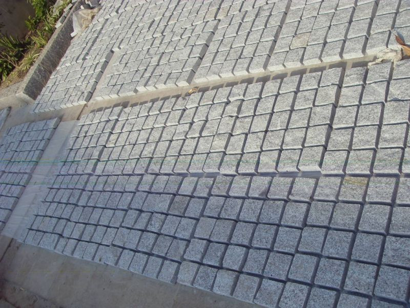 G603 Flamed Granite Stone Paver Bush Hammered Stone 2.61g/Cm3 Density