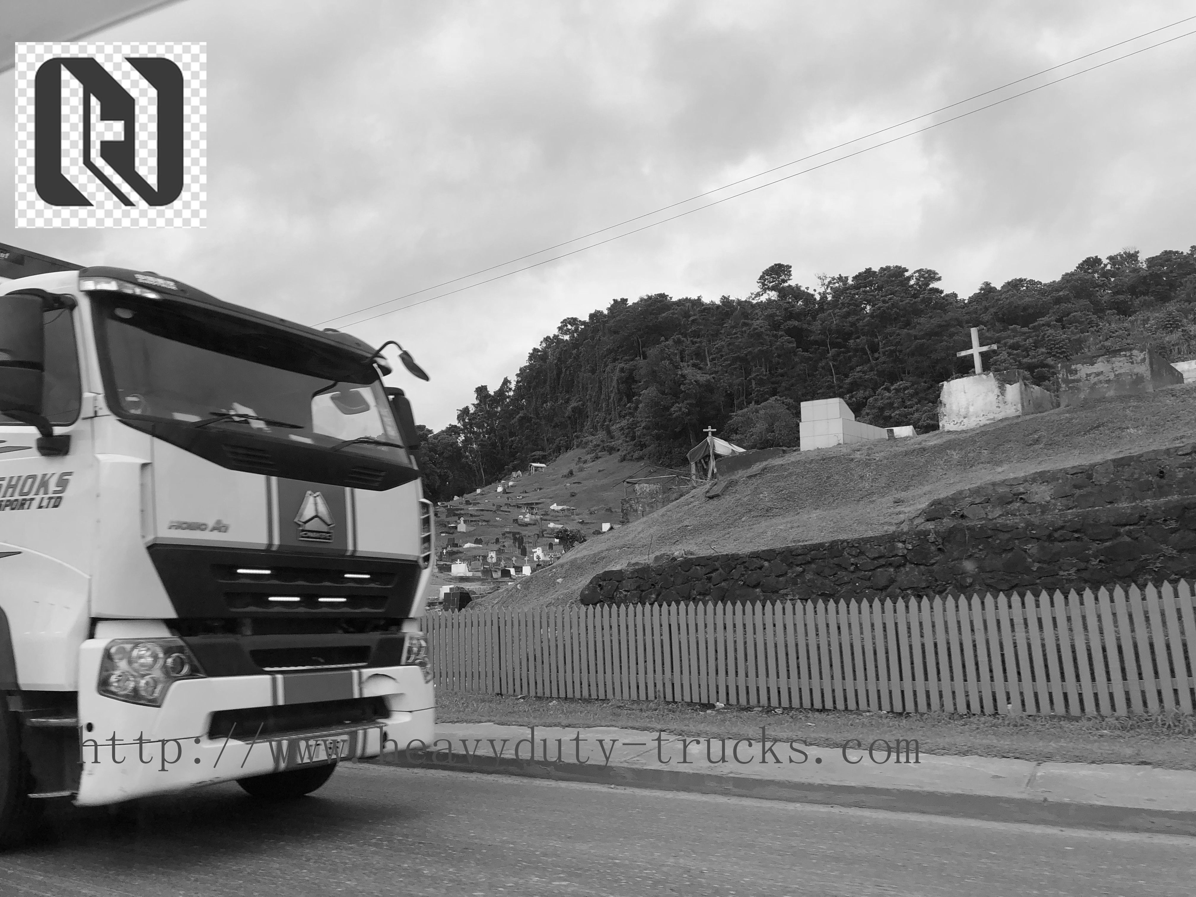 SINOTRUK Heavy Cargo Trucks HOWO 6X4 CARGO TRUCK 290HP 20ton - 40 ton Euro 2、3