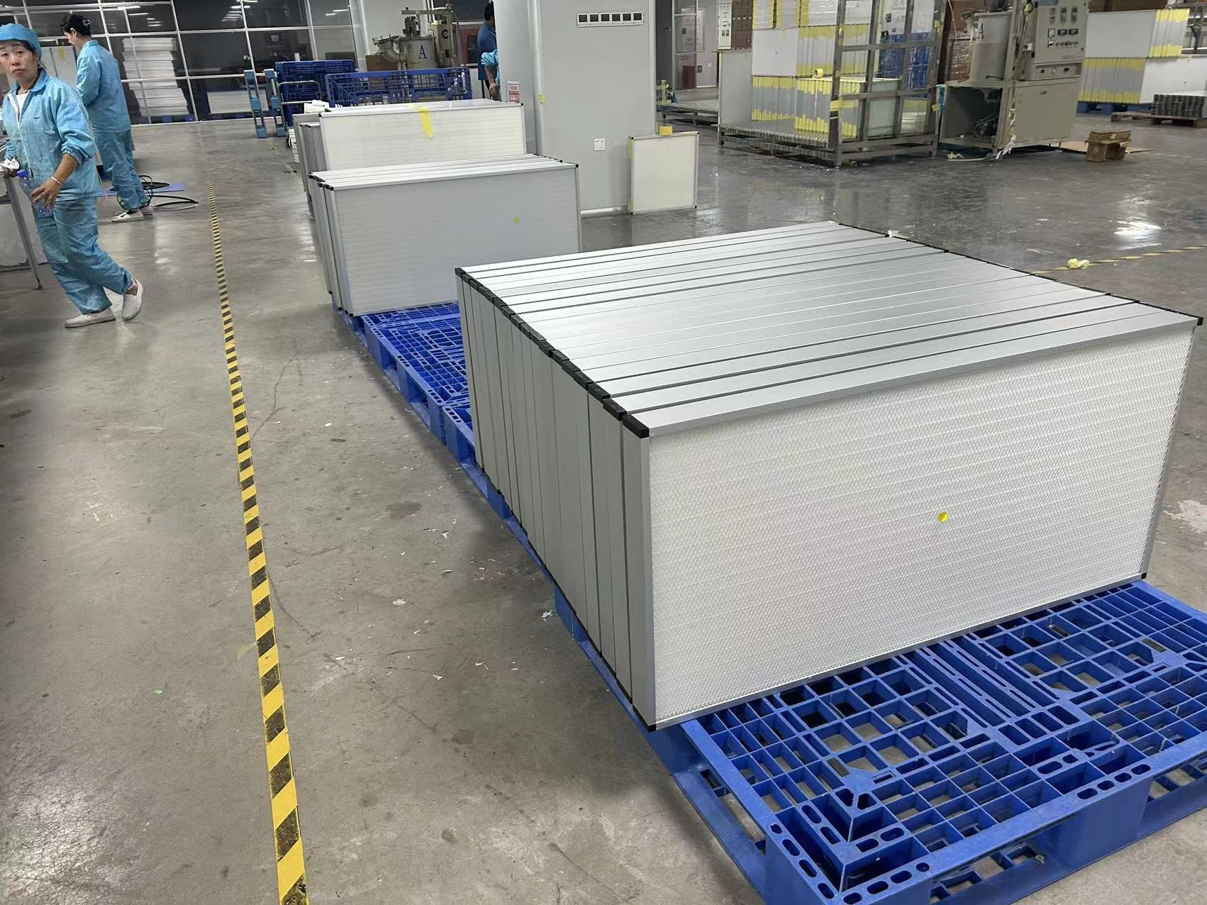 ODM Flow Hood Filter , 4x2 2x2 3x2 4x4 FFU Laminar HEPA Filter With H13 H14