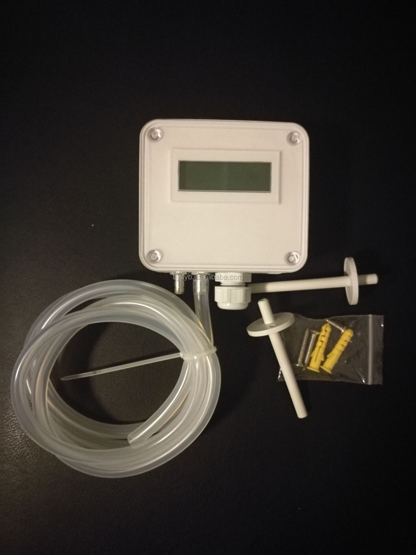 Water Differential Pressure Transmitters with Digital Led and ±10000pa Pressure Range