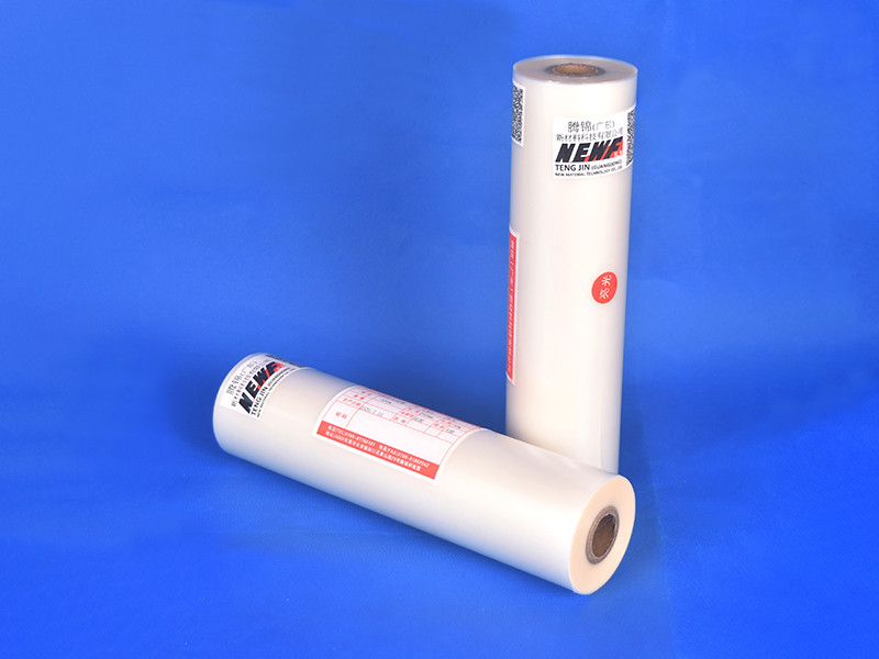 15miu Bopp EVA Matt Gloss Laminating Film Rolls Multiply Extrusion