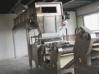 Aging machine