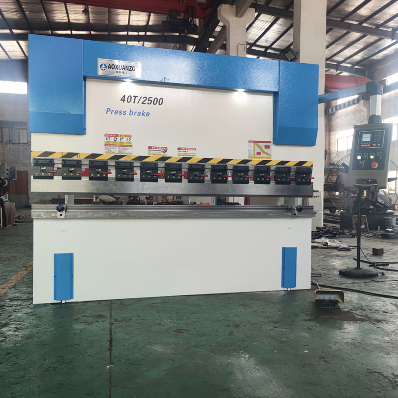 Automatic Hydraulic Press Brake Machine E21 40T 2500MM For Stainless Steel