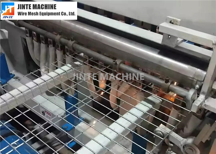 Servo Motor CNC Fence 50x200mm Wire Mesh Welding Machine