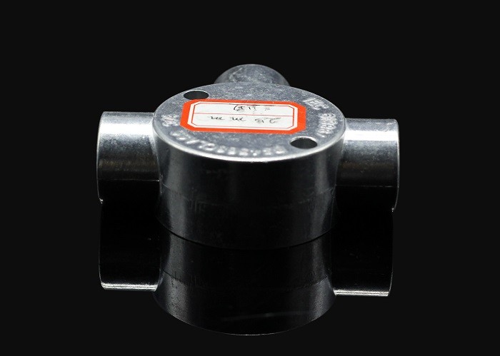 TOPELE 25mm / 32mm BS Electrical Conduit Galvanized Aluminum Circular Junction Box For Conduit Fittings