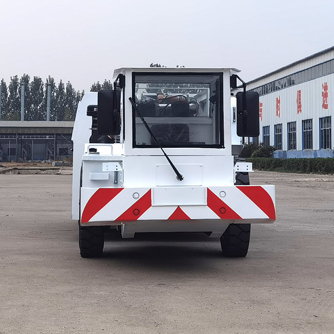 Crew Transporter Underground Personnel Carriers 19 Seats Four Wheel Drive