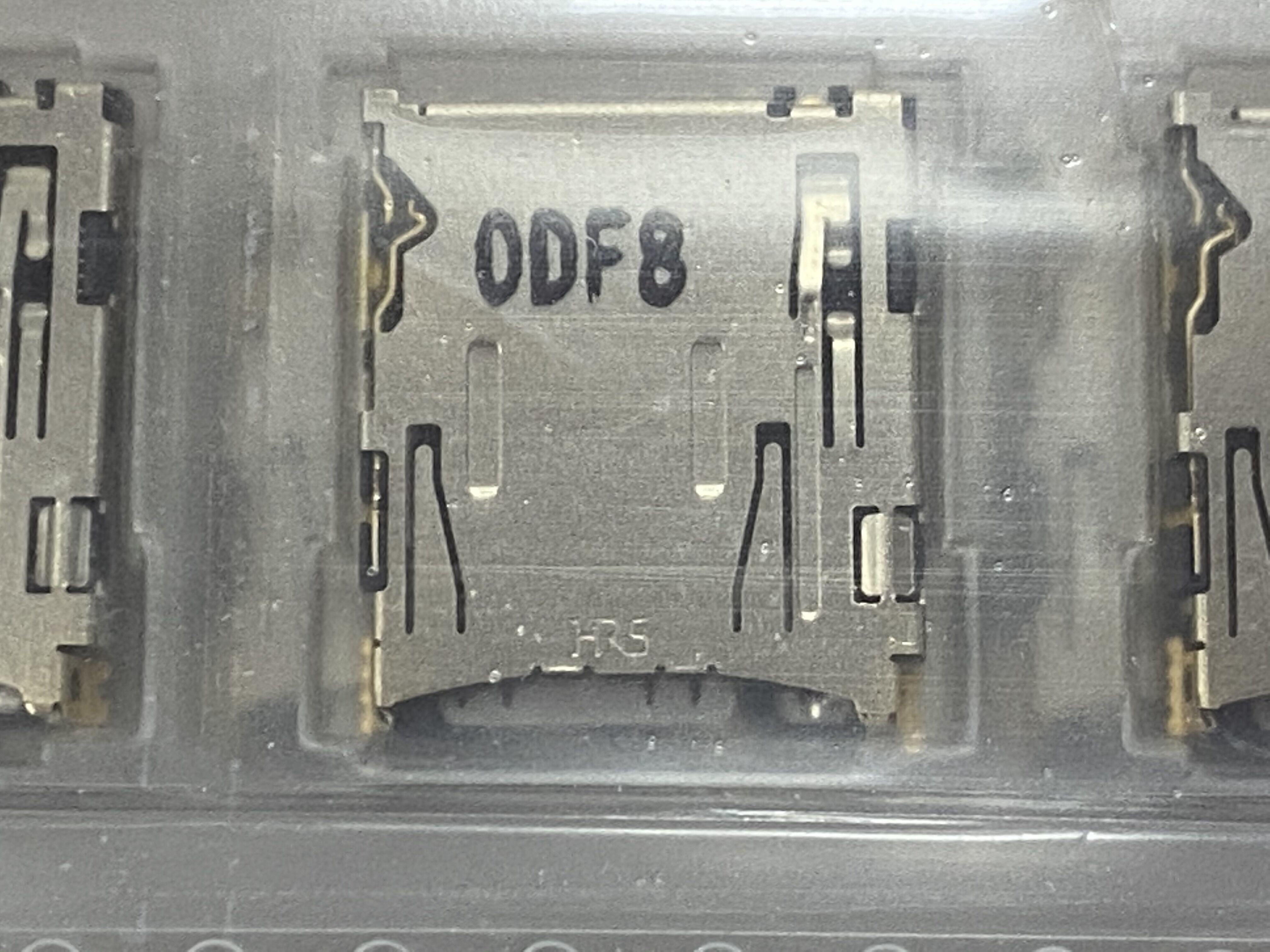 MICROSD Hirose PC Card Sockets DM3AT-SF-PEJM5 Right Angle Gold