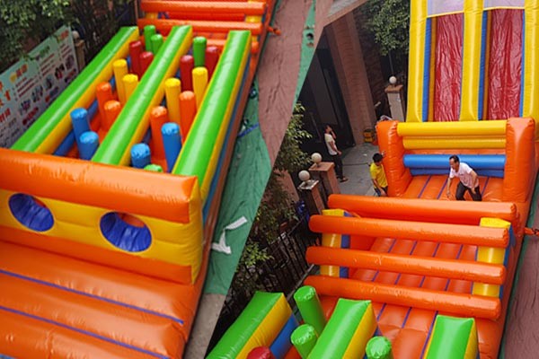 Largest Kids Inflatable Obstacle Courses Land Sport Game Giant Assault Course