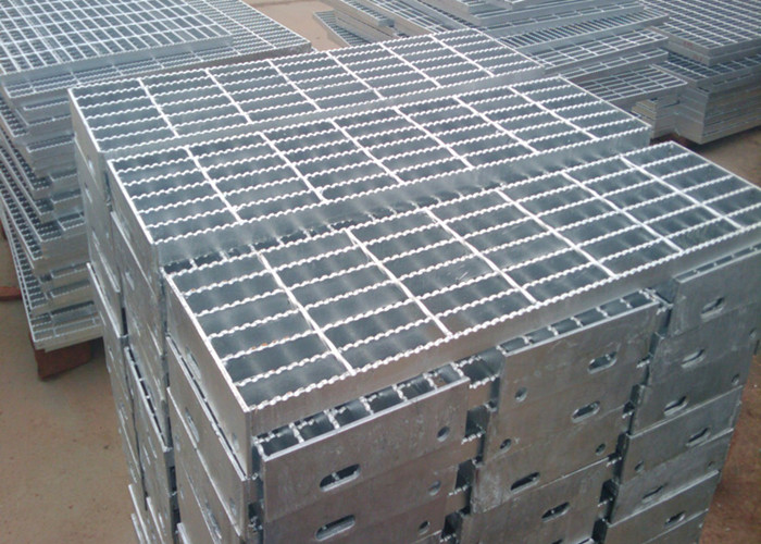Rust Prevention Pressure Locked Steel Grating 200mm High Strength
