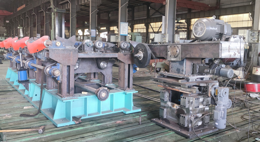 Uniform Smooth Steel Pipe Edge Chamfering Machine