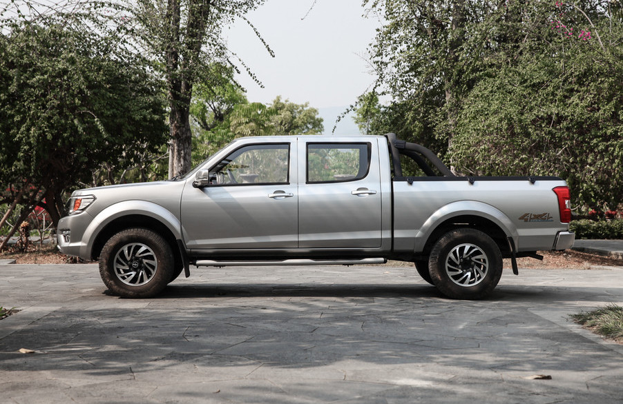 DONGFENG New RICH Pickup Truck/Turbocharged Engine/2WD, Diesel, 2500cc, Euro V, 6MT, Cargo size:1395*1390*430mm