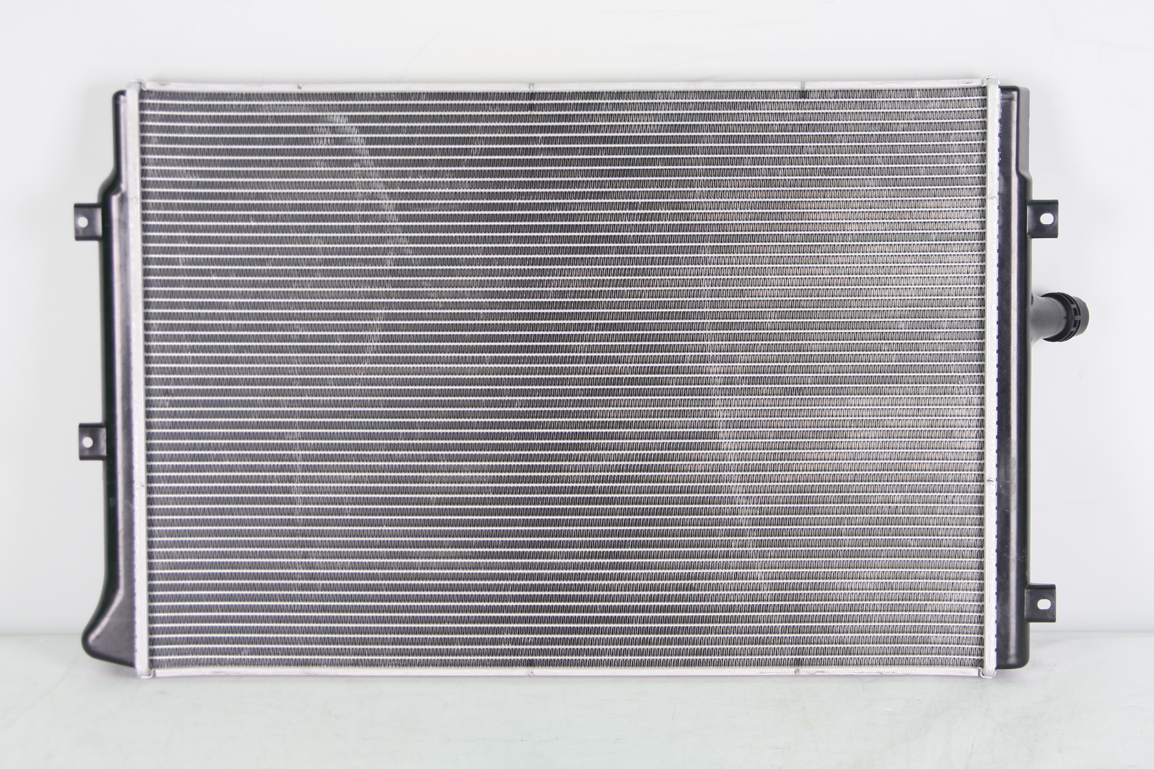 Aluminum Radiator Water Tank for VW GOLF Jetta 1K0121251N 3C0121253Q Cooling System