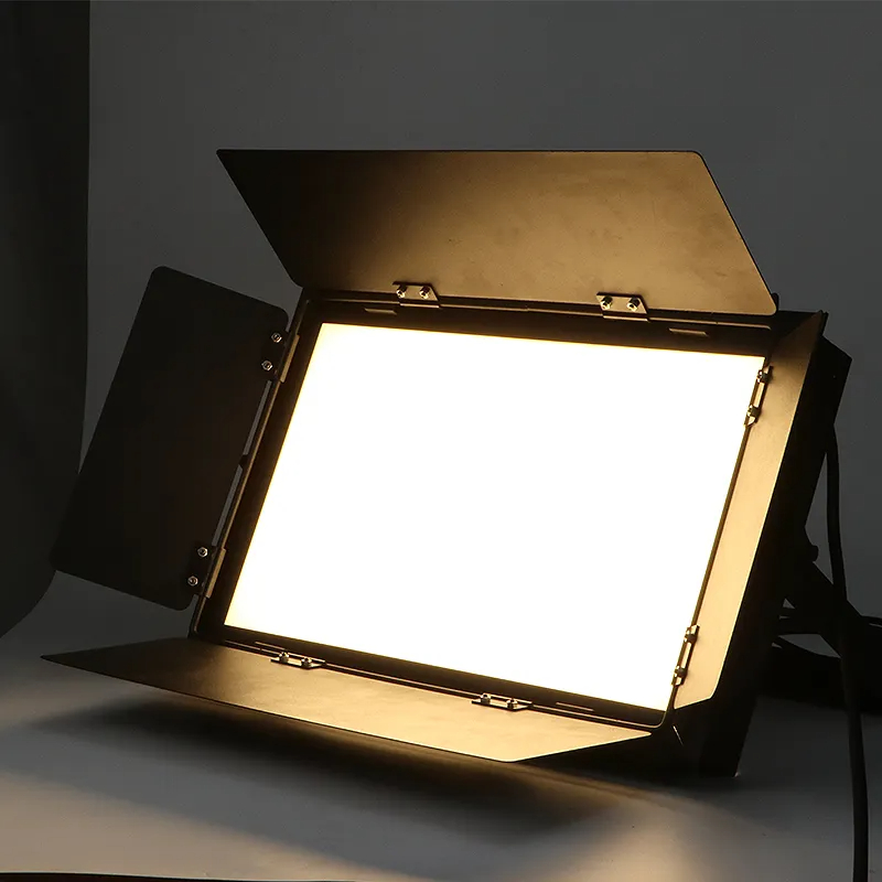 LED Stage Studio Light With Ajustable Frequency Strobe 1-25times/sec In Black Body Color 0