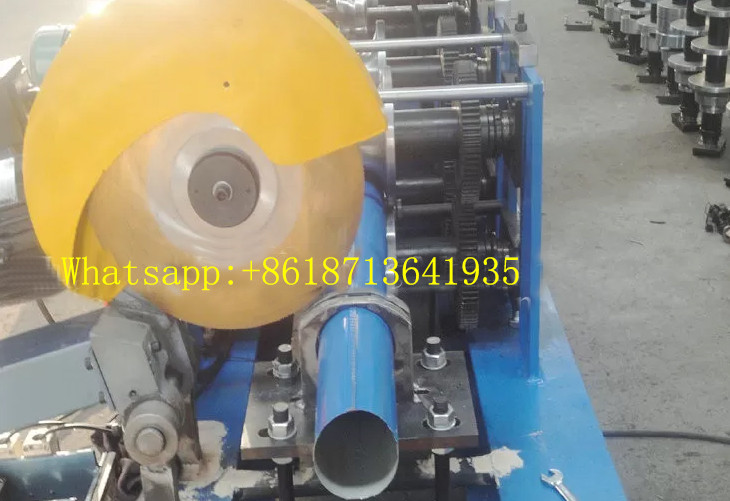 100mm Round Pipe Gutter Downspout Roll Forming Machine Fly Saw Cutting Type