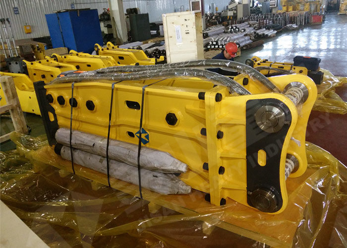 36-45 Ton Komatsu Excavator Hydraulic Hammer For Rock Breaker Fully Enclosed Housing