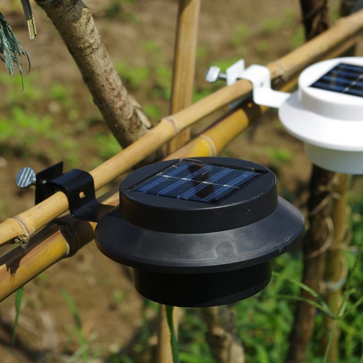 Outdoor LED garden lights for gutters