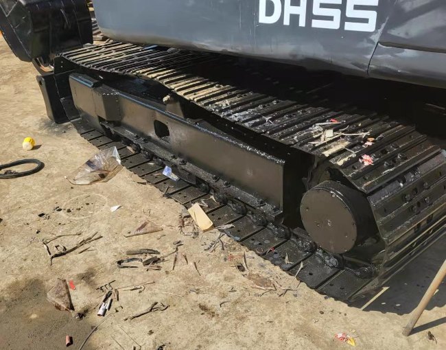 Doosan DH55 Excavator Track