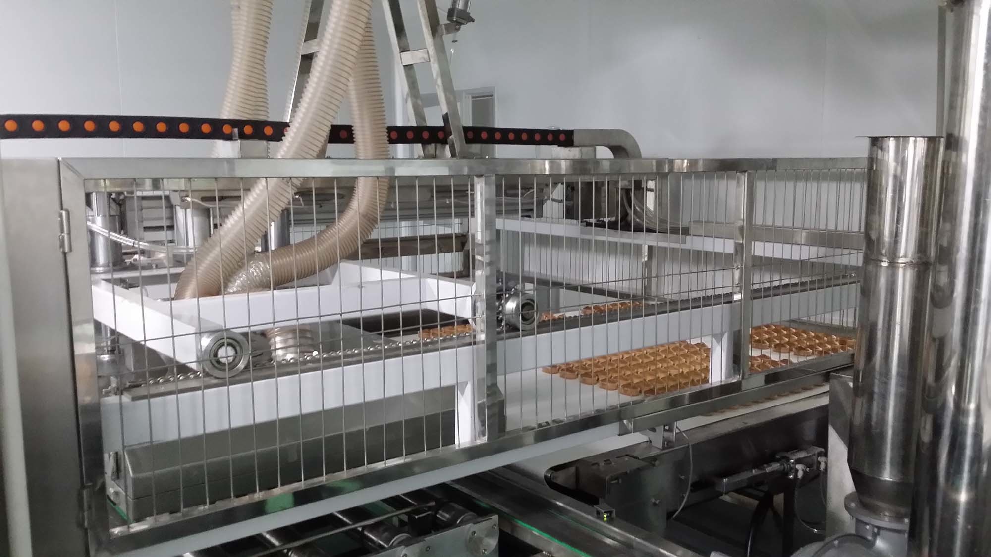 In Line Solid Croissants Vacuum Suction Depanner