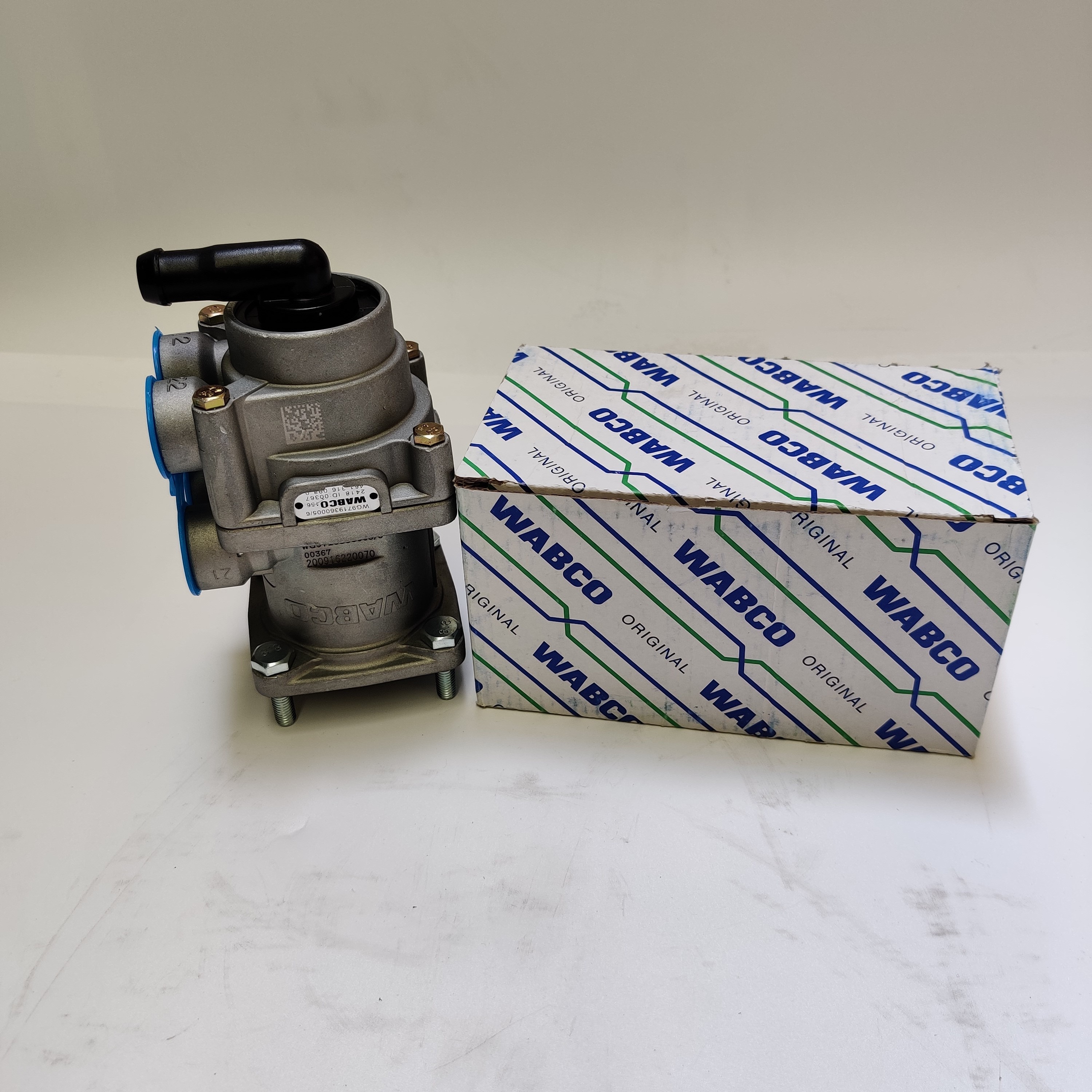 Truck Brake Master Valve WG9719360005/6 Wabco Brake Relay Valve For Truck
