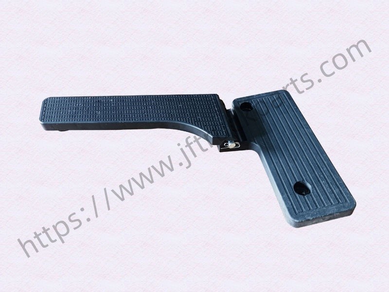 Foton Auman ETX Gas pedal 1124111700005